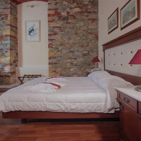 מלון Aktaion ארמופוליס