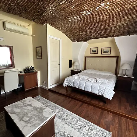 Aktaion Syros Hotel