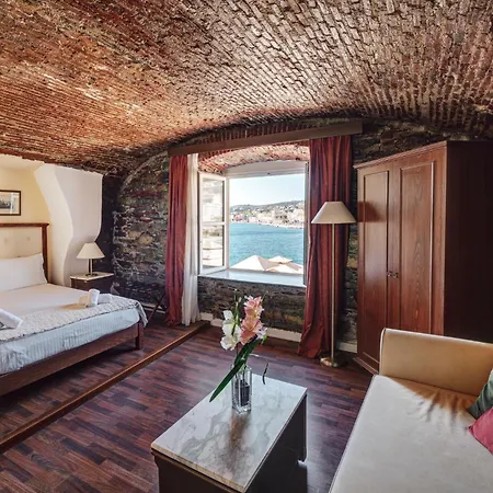 Aktaion Syros Hotel 3*