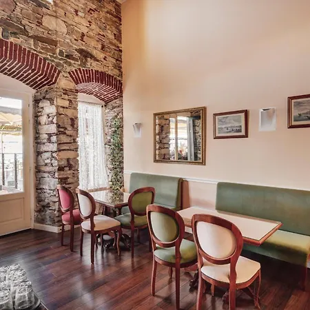 Aktaion Syros Hotel