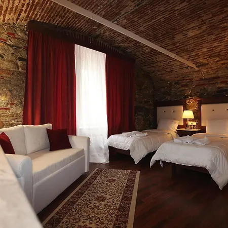 Aktaion Syros Szálloda 3*